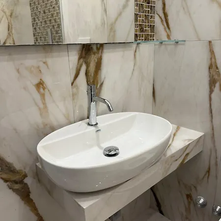 Dea & Garden ゲストハウス