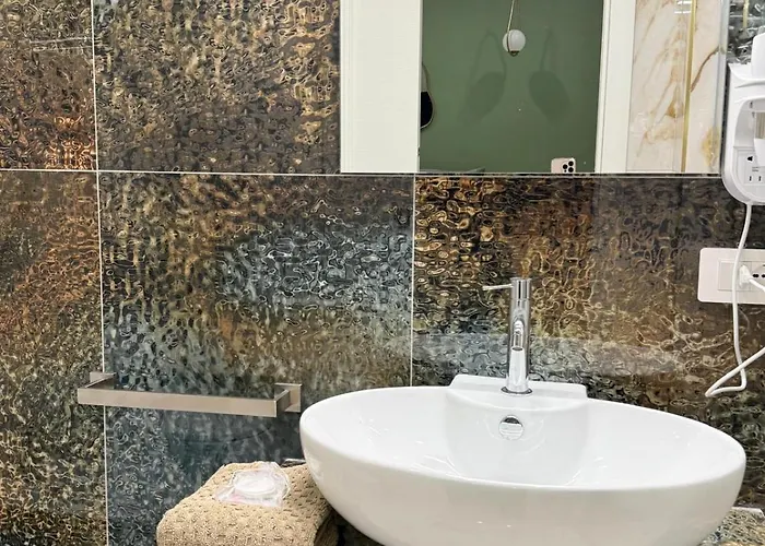 Dea & Garden Casa de hóspedes 4*