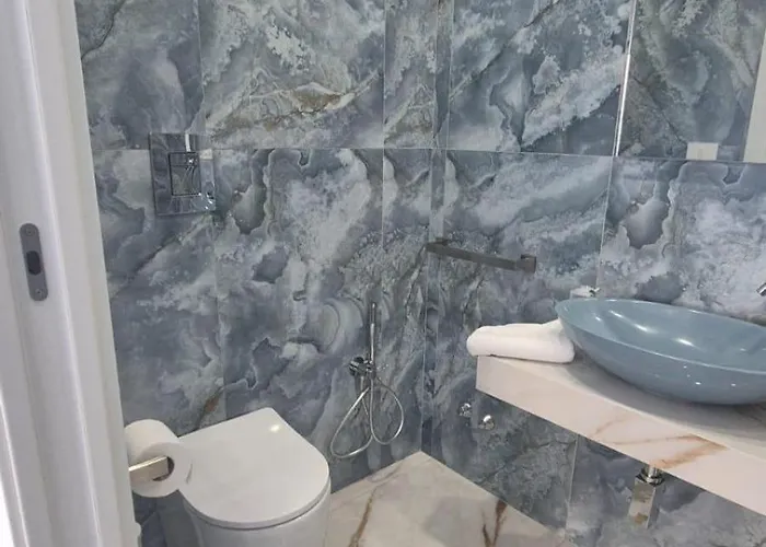 Dea & Garden Guest house 4*